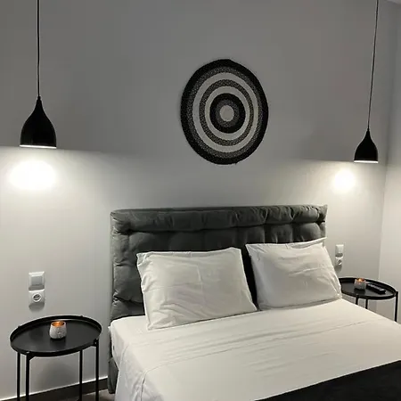 Elements 4* Néa Péramos