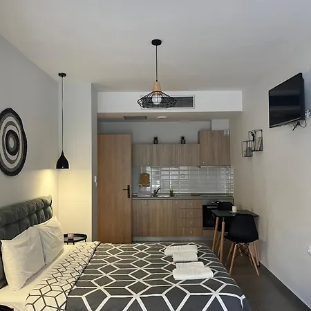 Elements Néa Péramos