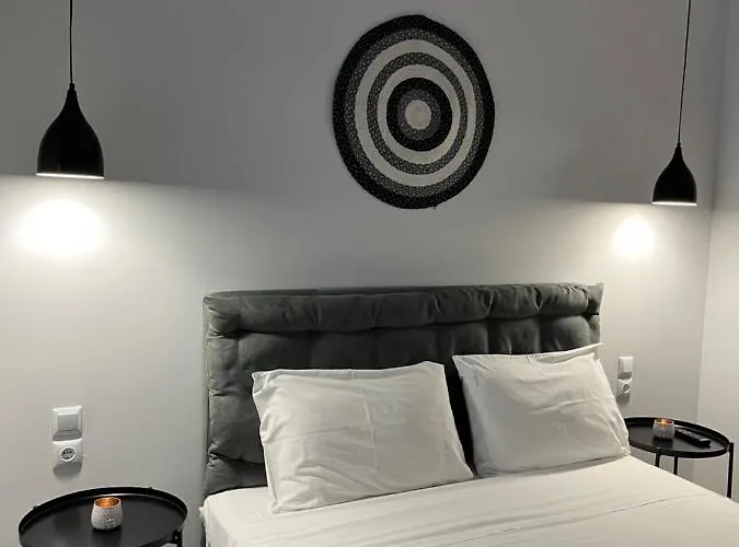 Elements 4* Néa Péramos