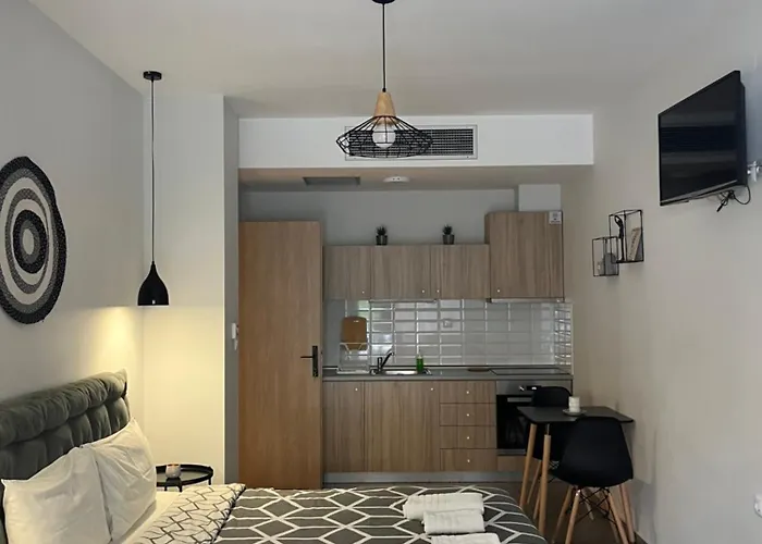 Elements Néa Péramos